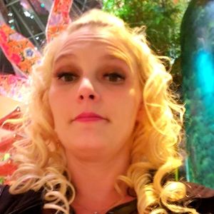 Hi I'm Malinda, Nice to meet you!!